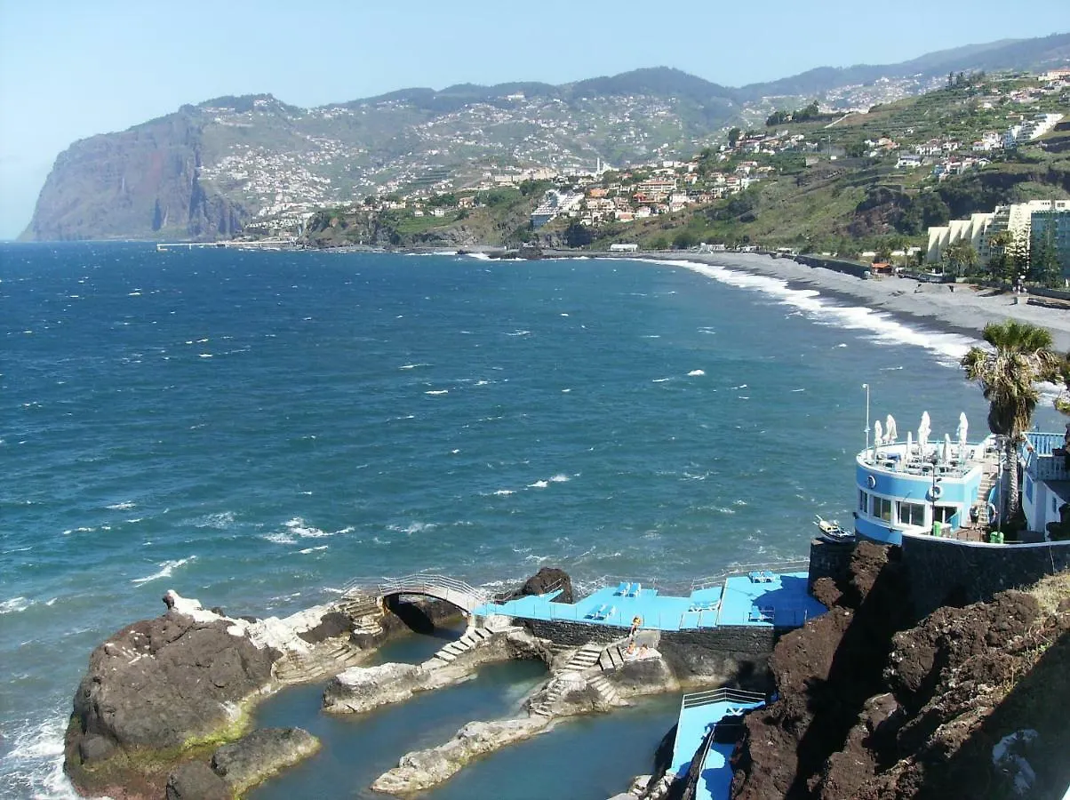 Oceanfront Apartment Funchal   Funchal (Madeira)