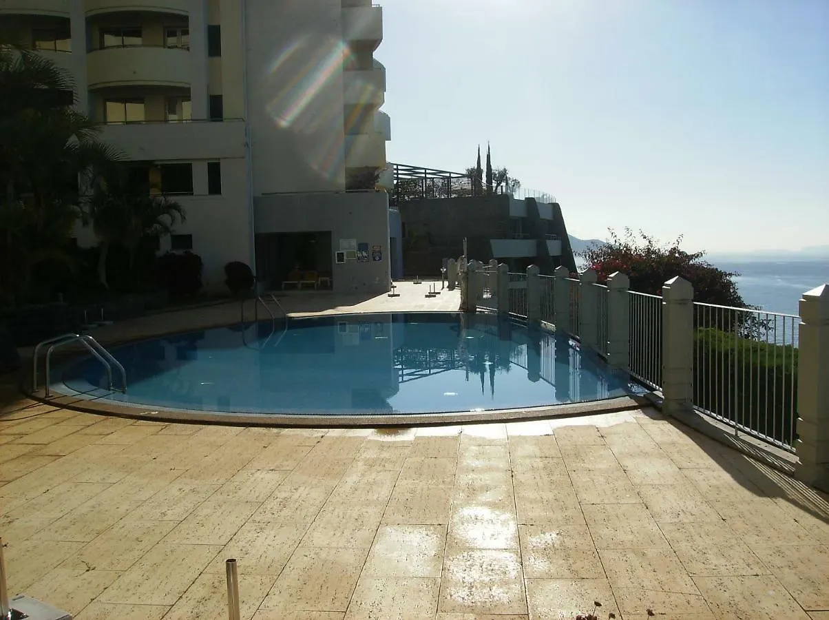 Oceanfront Apartment Funchal  0*, Funchal (Madeira) Portugal