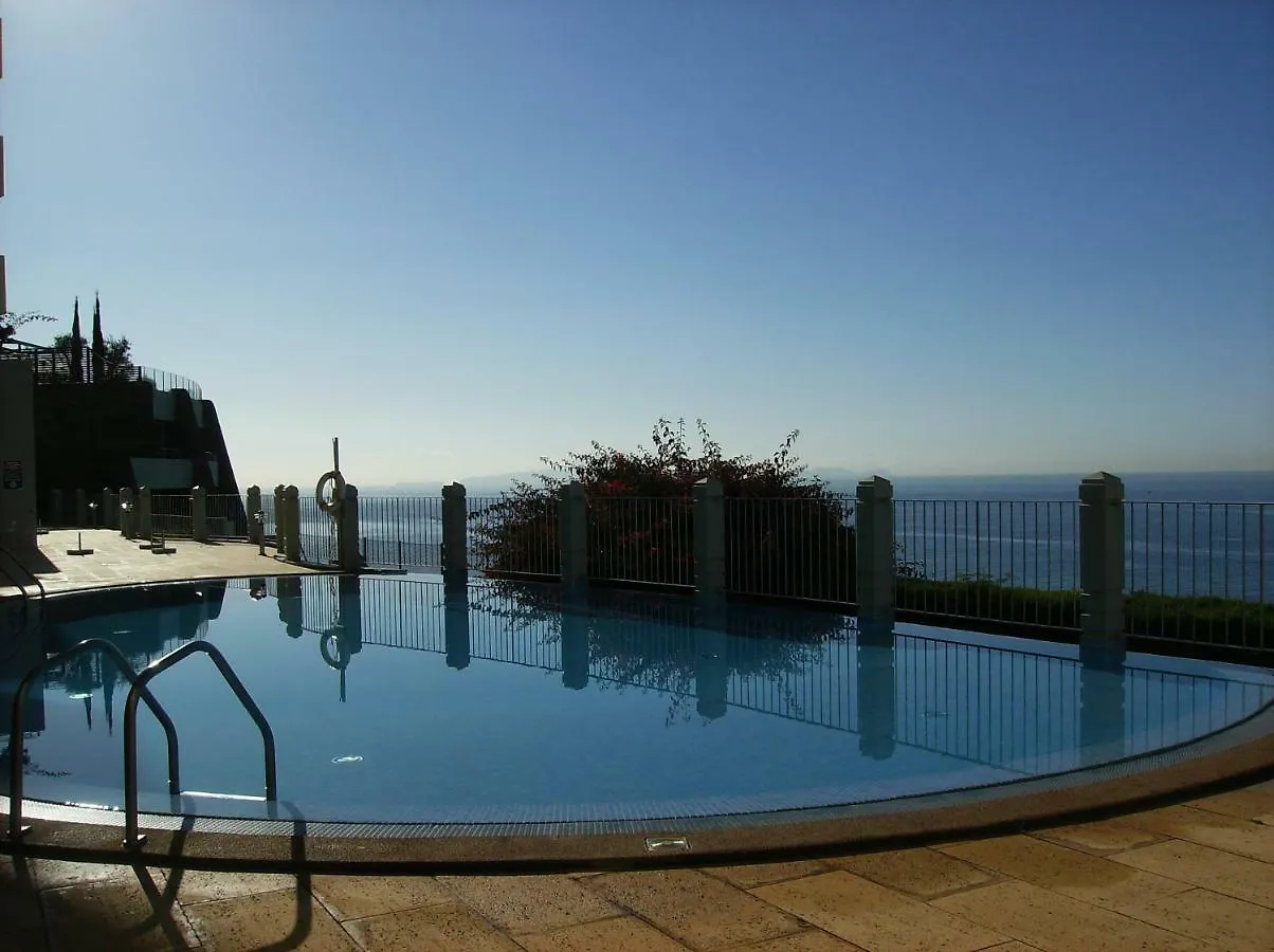 Oceanfront Apartment Funchal